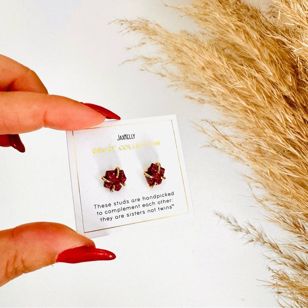 NEW ANTHROPOLOGIE Natural Ruby Red Druzy Stone Gold Earring Studs Jewelry - Picture 10 of 10